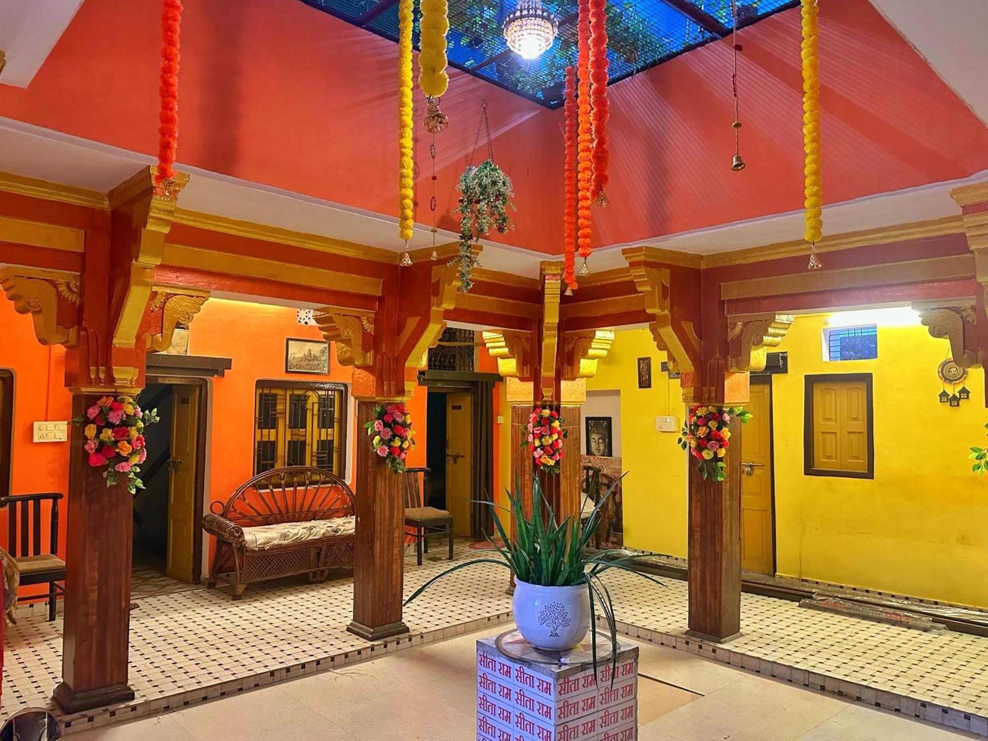 Home Stay Suraj Inn Varanasi Exterior foto