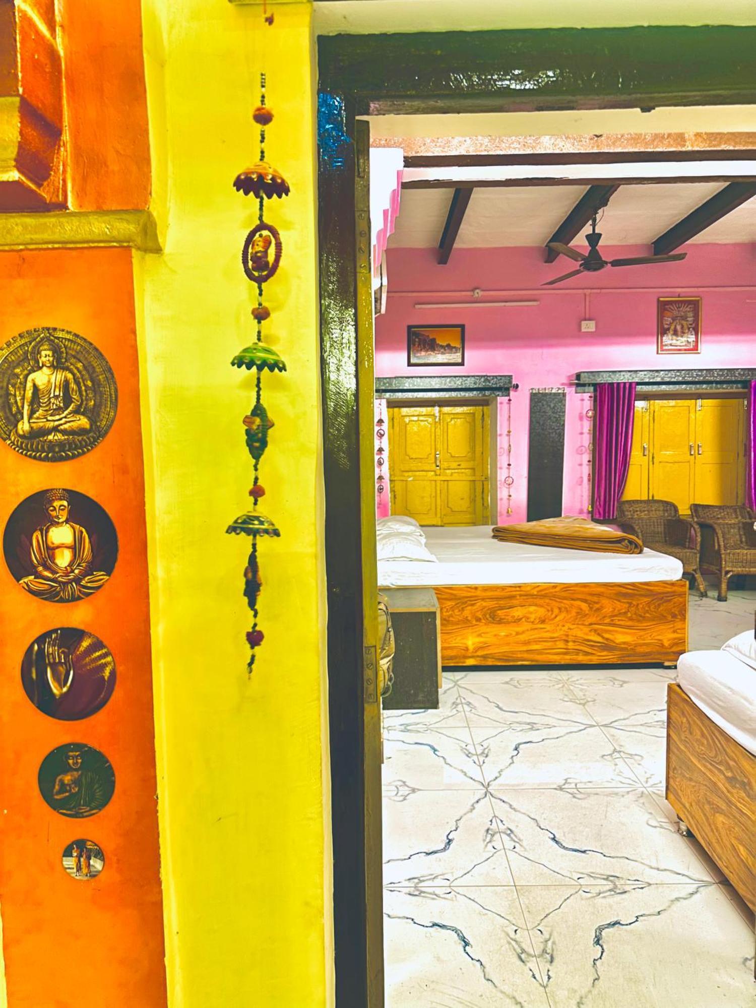 Home Stay Suraj Inn Varanasi Exterior foto