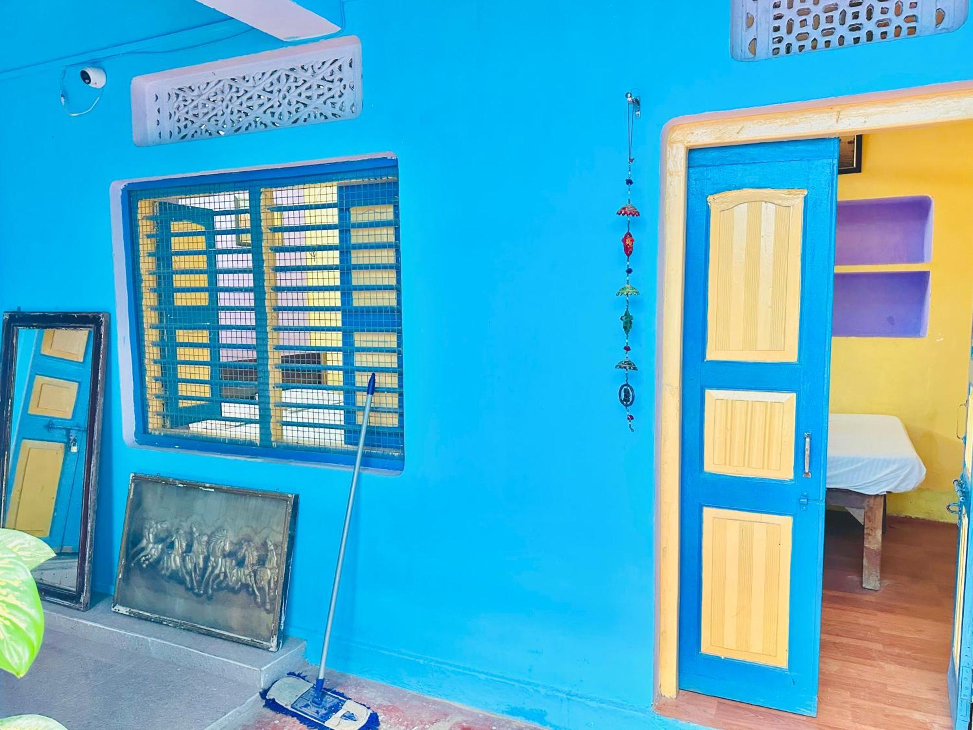 Home Stay Suraj Inn Varanasi Exterior foto